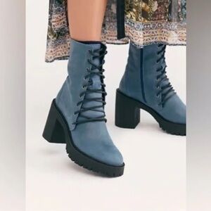 Free People Stylish Blue Leather Lace-Up Women's Boots